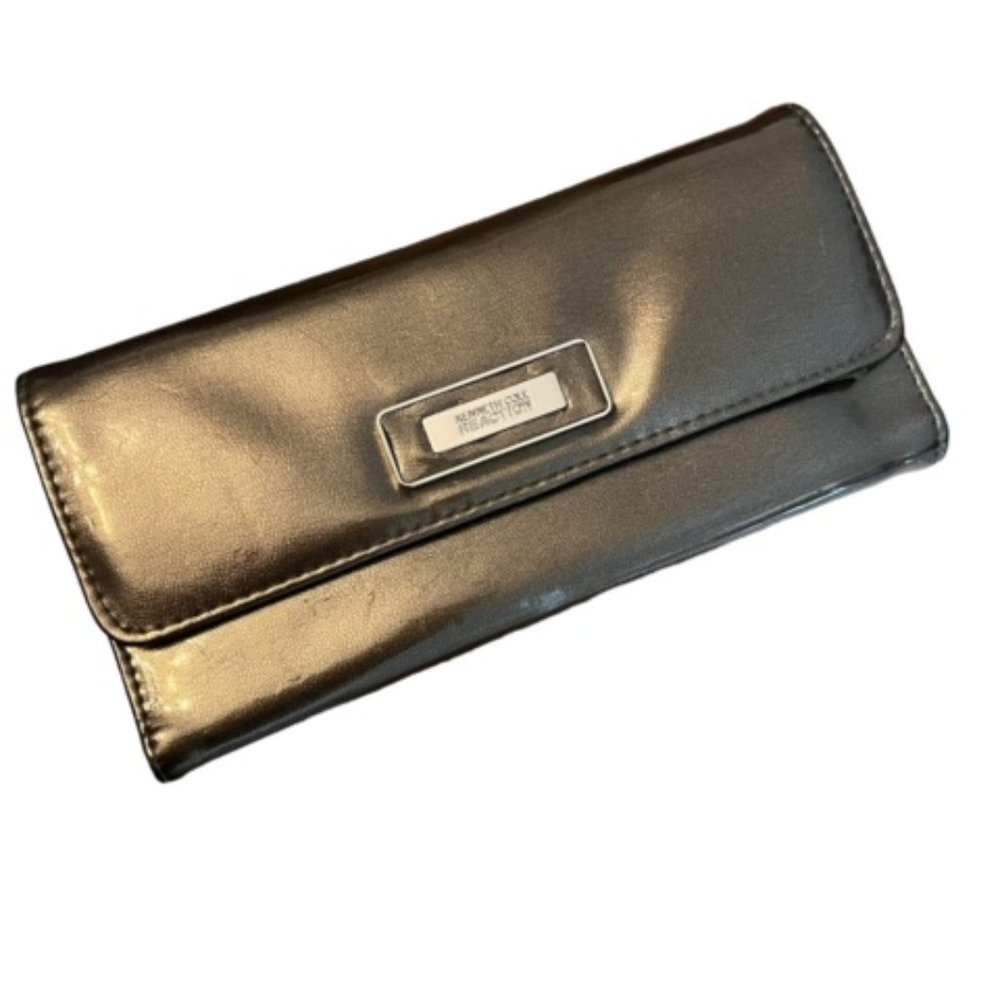 Kenneth Cole reaction wallet